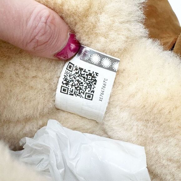 Ugg Women's Brown Suede Becket Mid Calf Pull On Winter Shearling Buckle Boots 7 - Picture 9 of 9